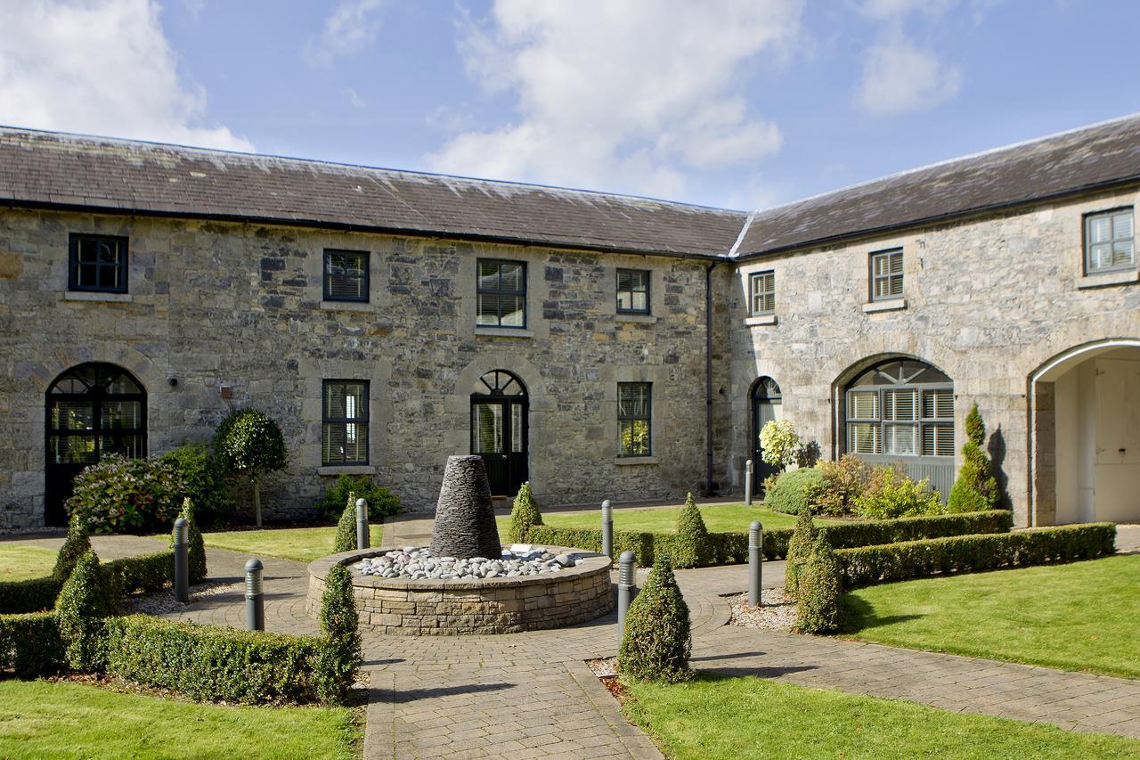 Moyvalley Hotel Self Catering Cottages Экстерьер фото