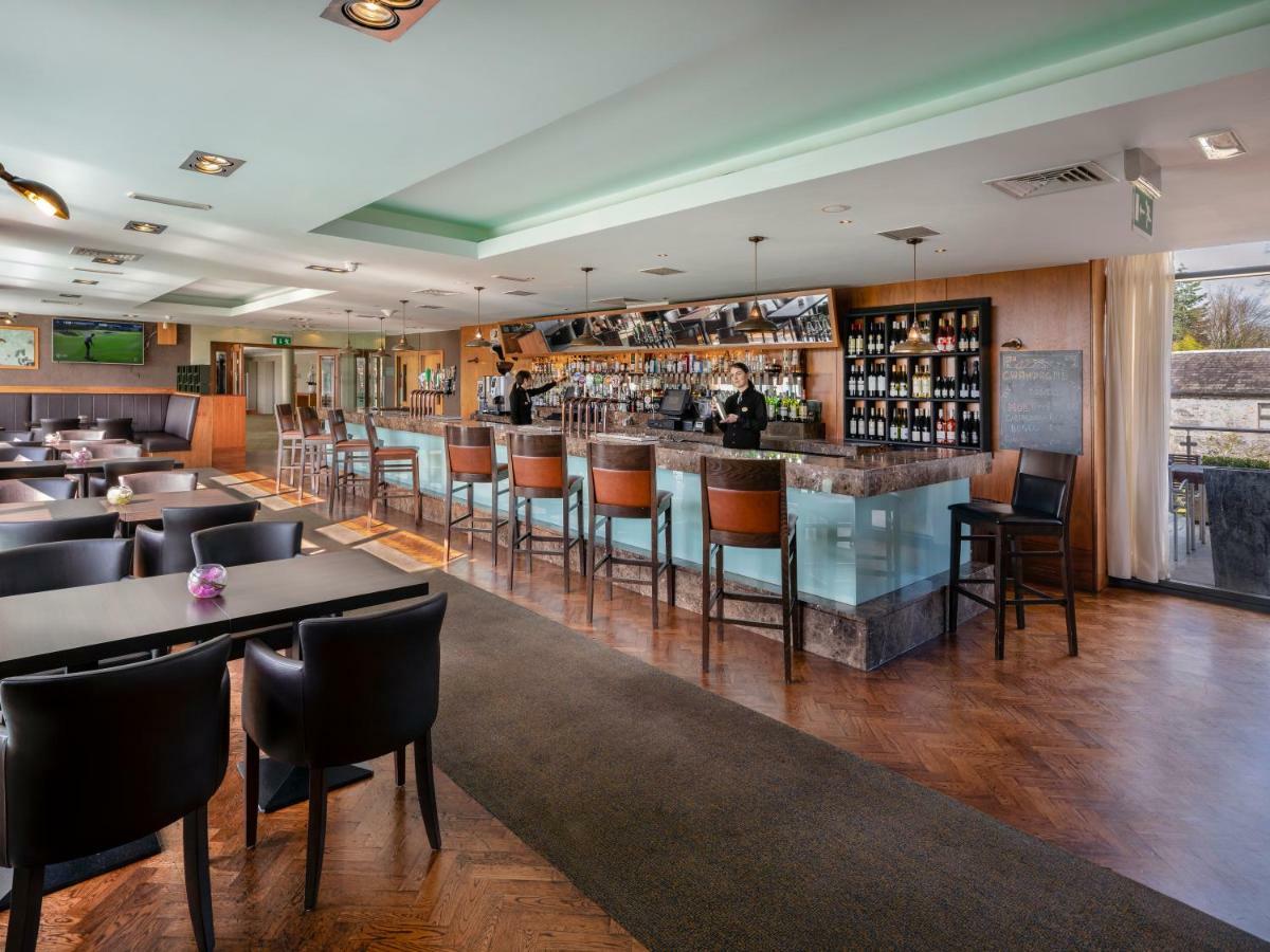 Moyvalley Hotel Self Catering Cottages Экстерьер фото